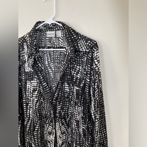 Chico's Black White Silk Lightweight Burnout Art-to-Wear Shirt Тор Button Down 1 - Picture 3 of 11